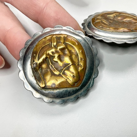 Antique Horse Bridle Rosettes Matching Pair Western Equestrian - Picture 3 of 6